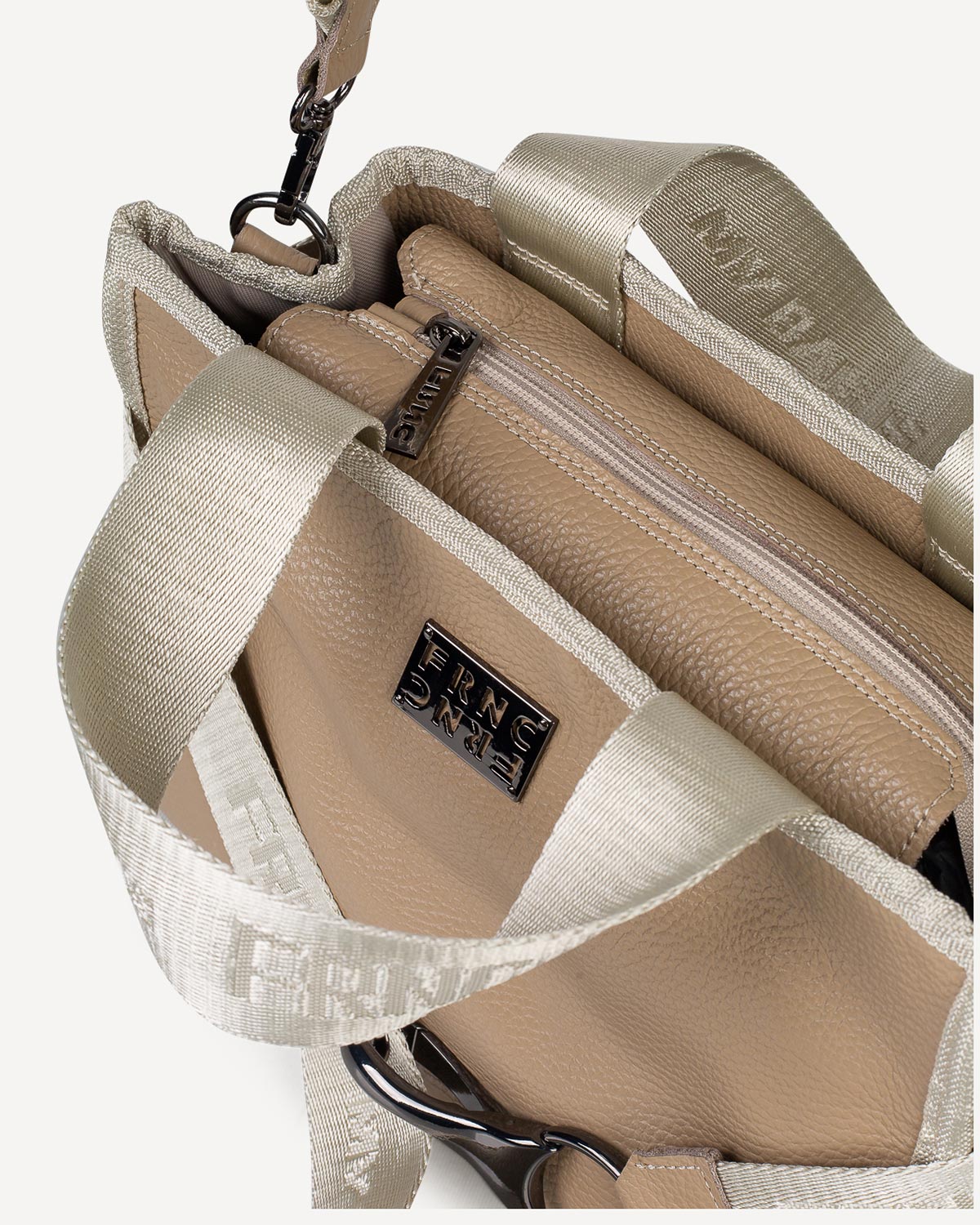 Γυναίκα - Shopping - Frnc Πούρο