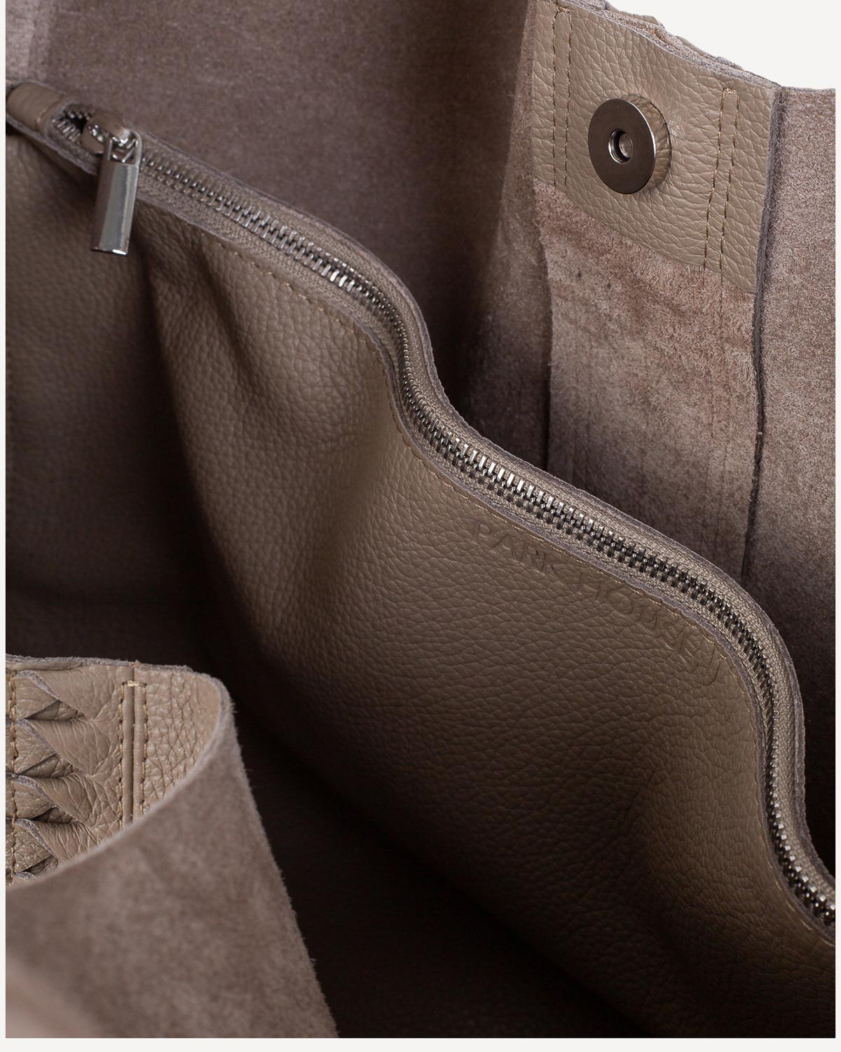 Γυναίκα - Shopping - Park House Πούρο