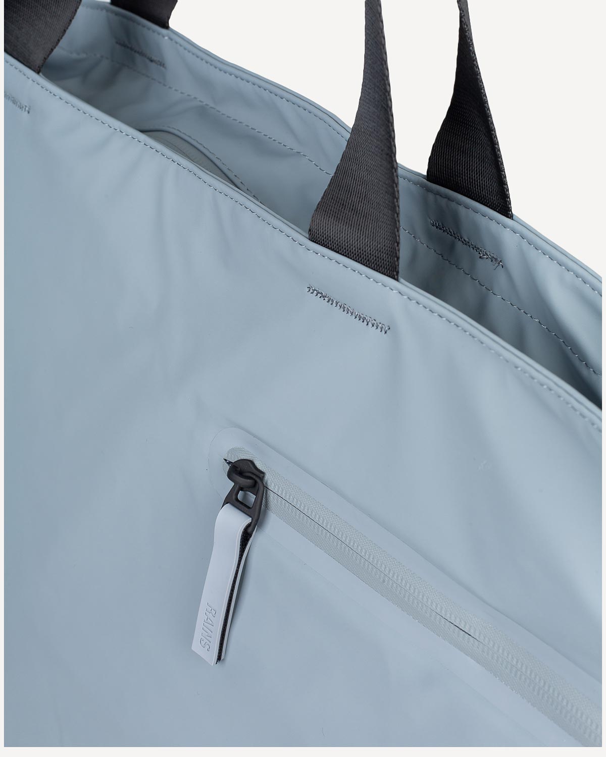 Άνδρας - Χιαστί - Rains Pool