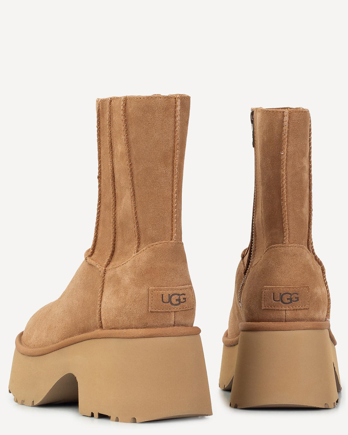 UGG.00300-brb