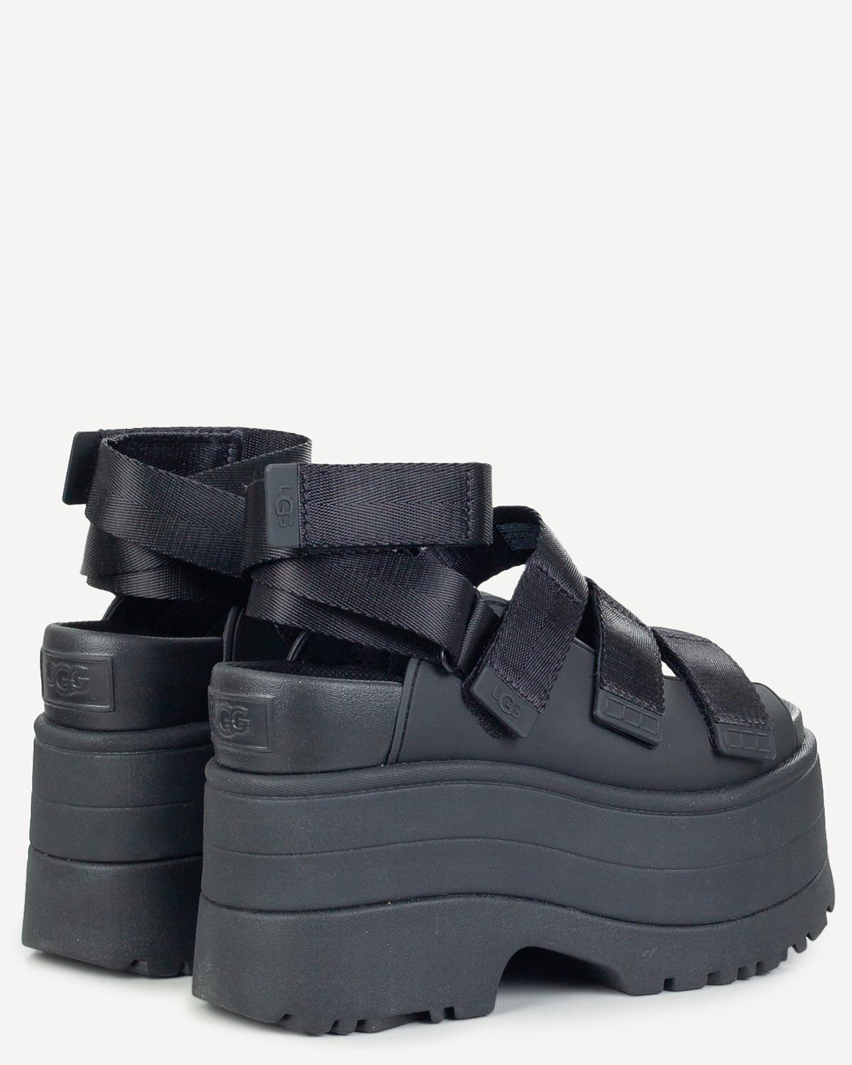 UGG.00331-bla