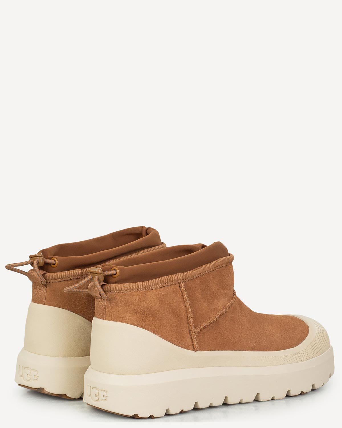 UGG.00389-brb