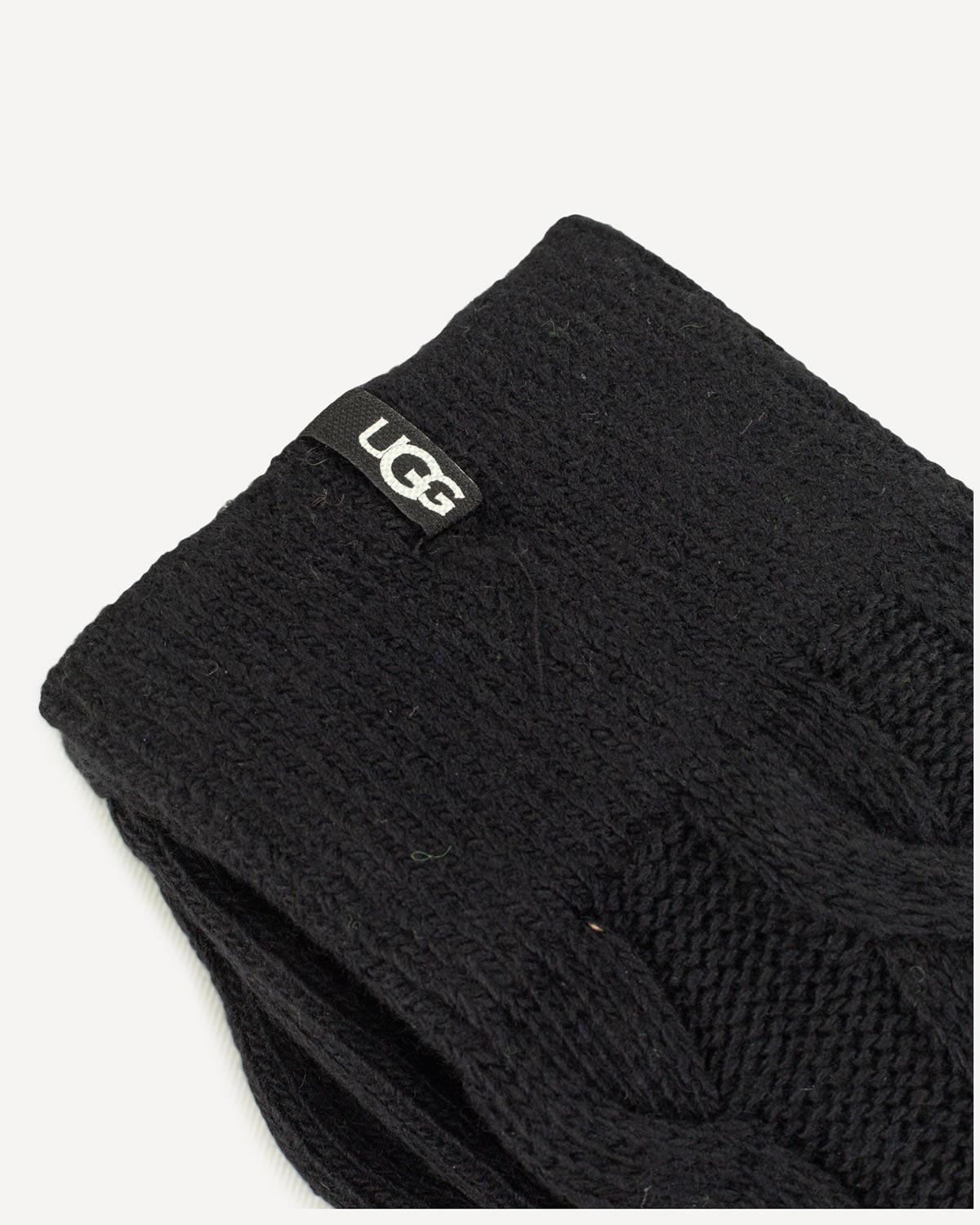 UGG.00403-bla