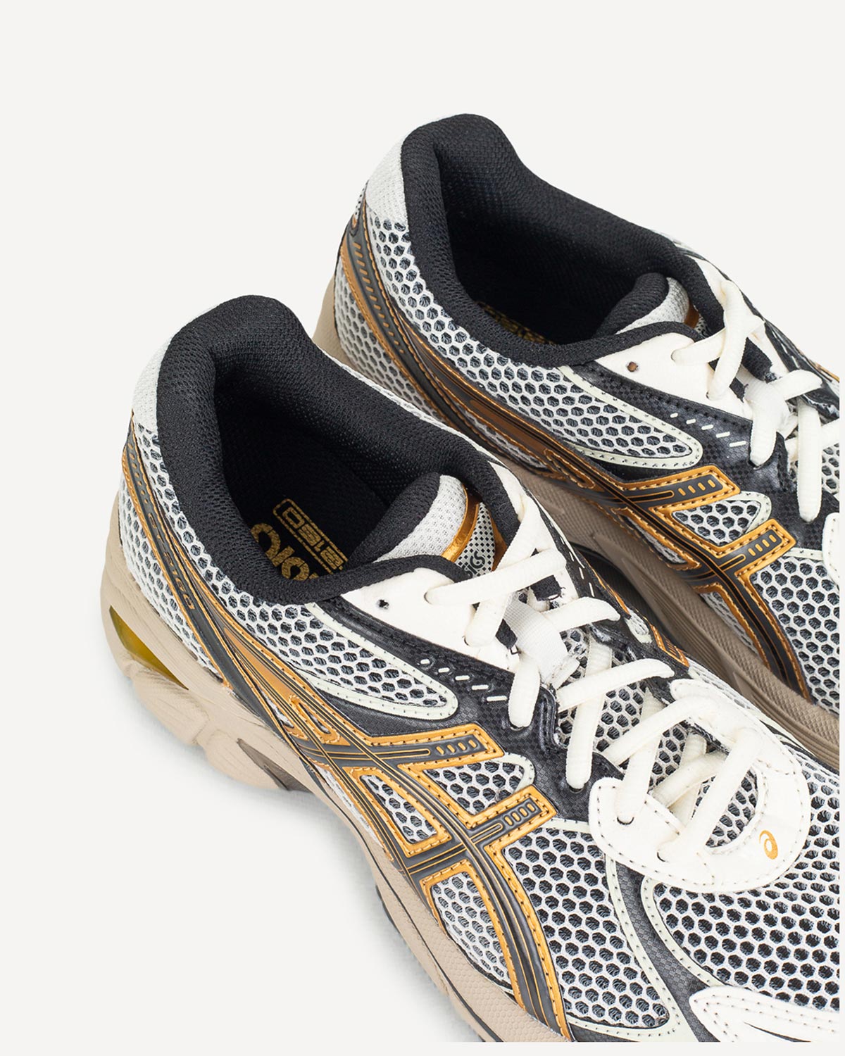 Γυναίκα - Sneakers - Asics Εκρού-Χρυσό