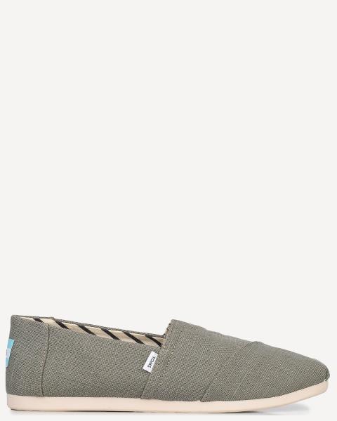 Toms