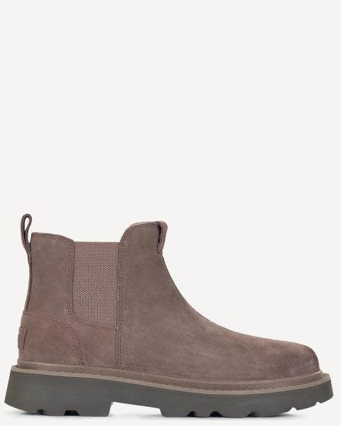 UGG